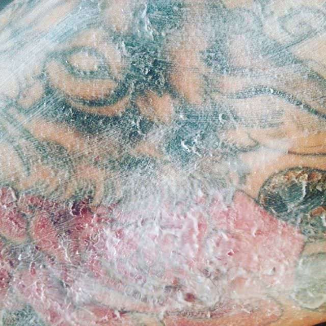 How To Clean A New Tattoo And What NOT To Do When Cleaning ...